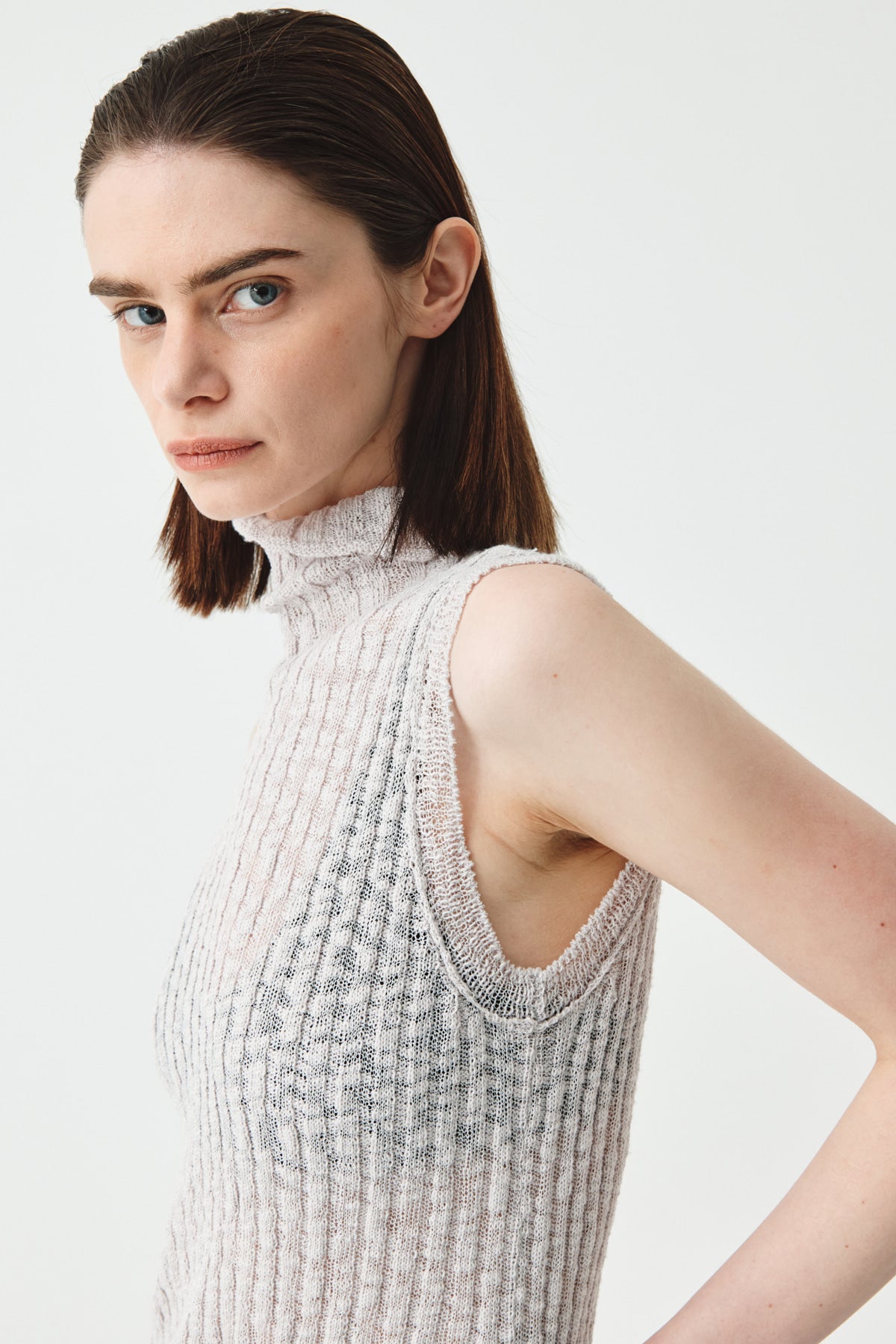 [matinkim] Side Slit Sleeveless Slub Knit Top IN Light Grey