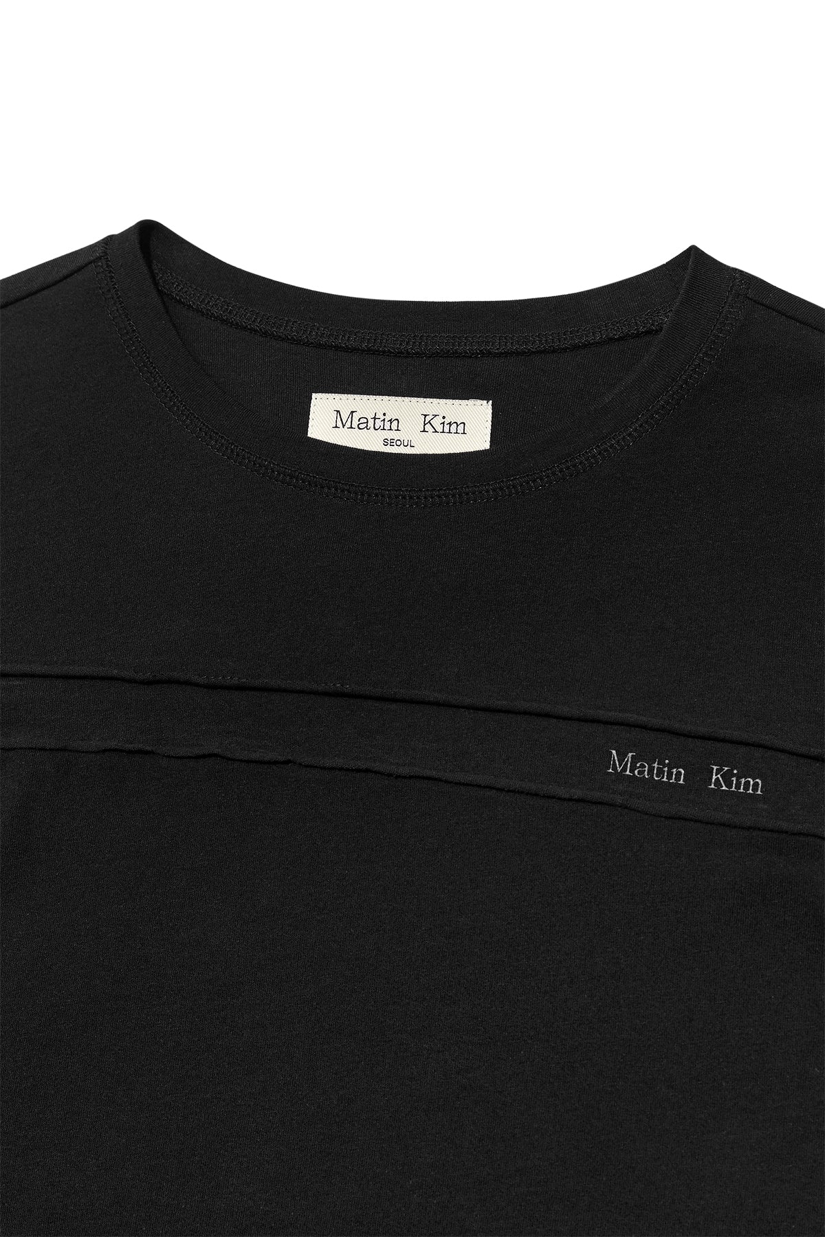 [matinkim] CUT LINE DETAIL LONG SLEEVE LOGO TOP IN BLACK