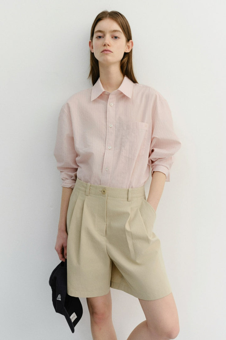 Dunst Double Pleated Bermuda Shorts Beige