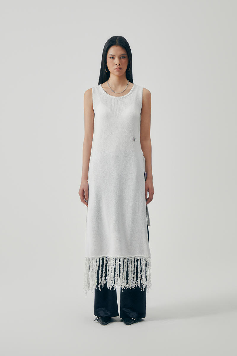 Treemingbird Fringe Flow Sleeveless Knit One-piece White