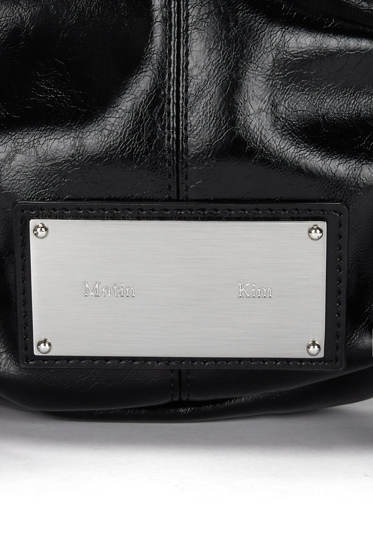 [matinkim] HALF SHIRRING RIBBON ROUND BAG IN BLACK