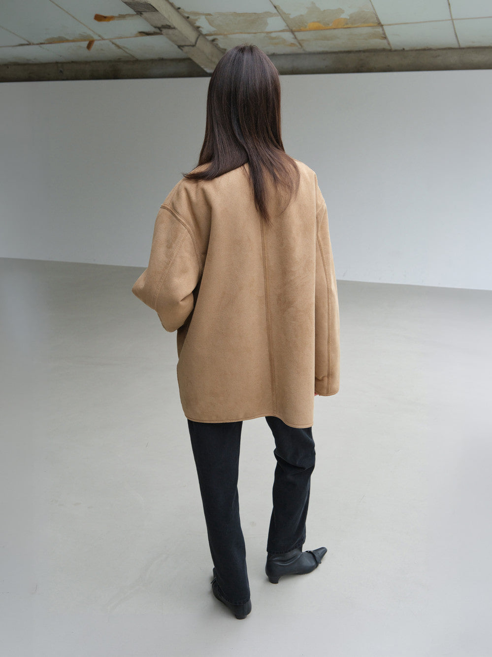 Low Classic High-Neck Reversible Shearling Jacket Beige