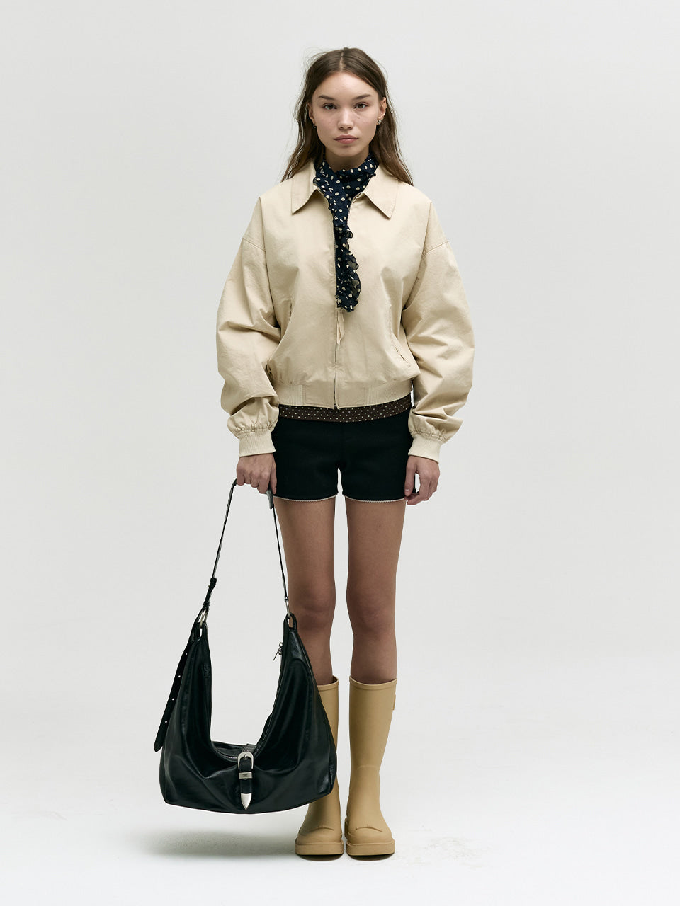 Margesherwood Belted Hobo black glossy plain