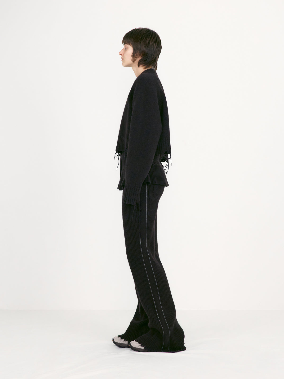 Low Classic Damaged Knit Boot-Cut Pants Brown