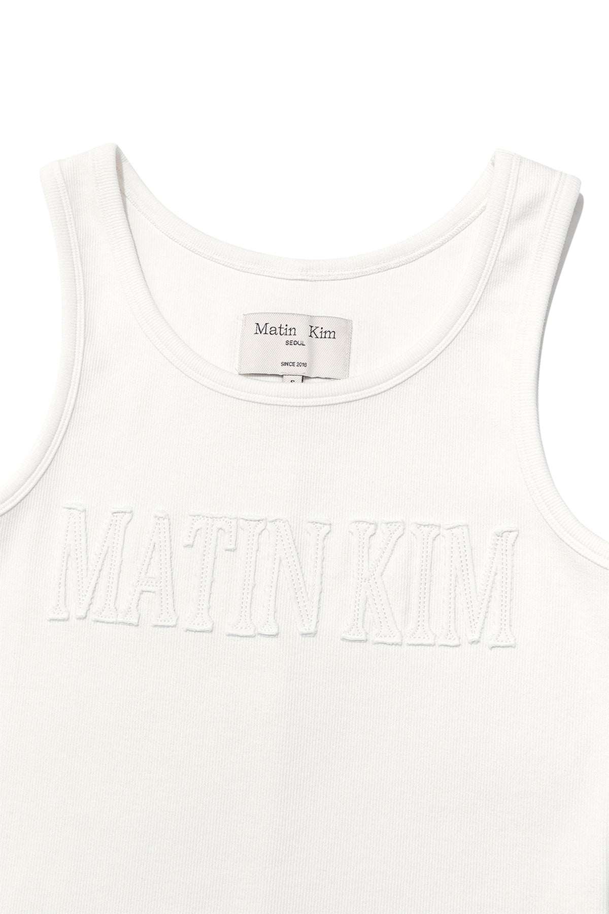 [matinkim] LOGO APPLIQUE SLIM TANK TOP IN WHITE