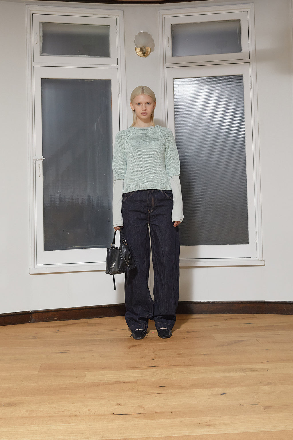 [matinkim] THREE QUARTER SLEEVE LOGO KNIT PULLOVER IN MINT