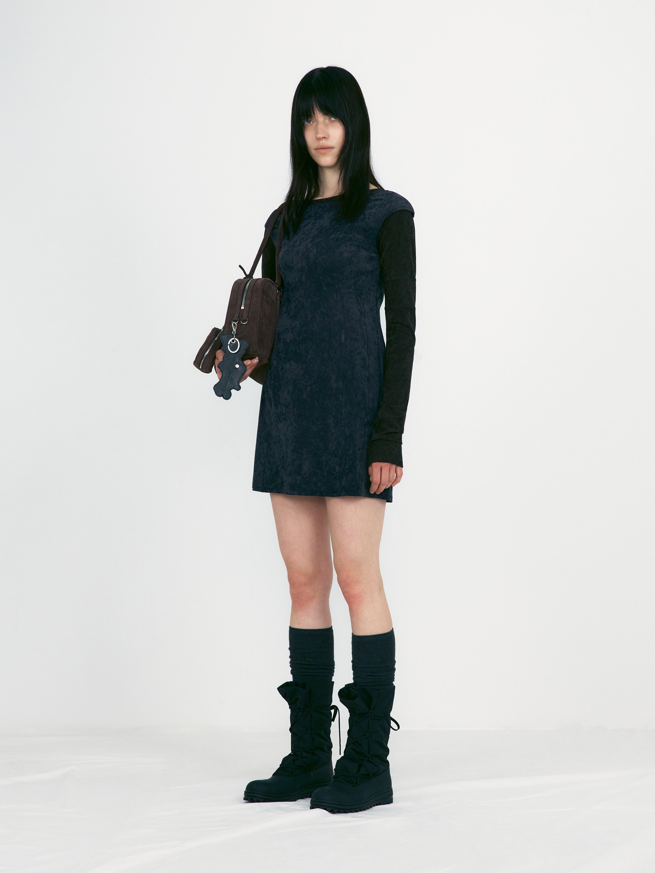[low_classic] Velvet Tunic Mini Dress
Charcoal