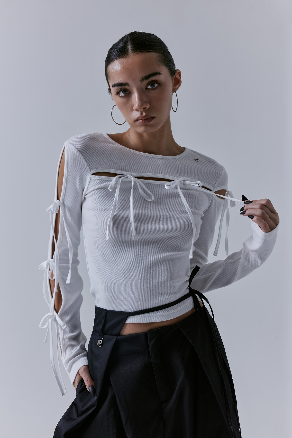 Treemingbird Slit Strap Long Sleeve White