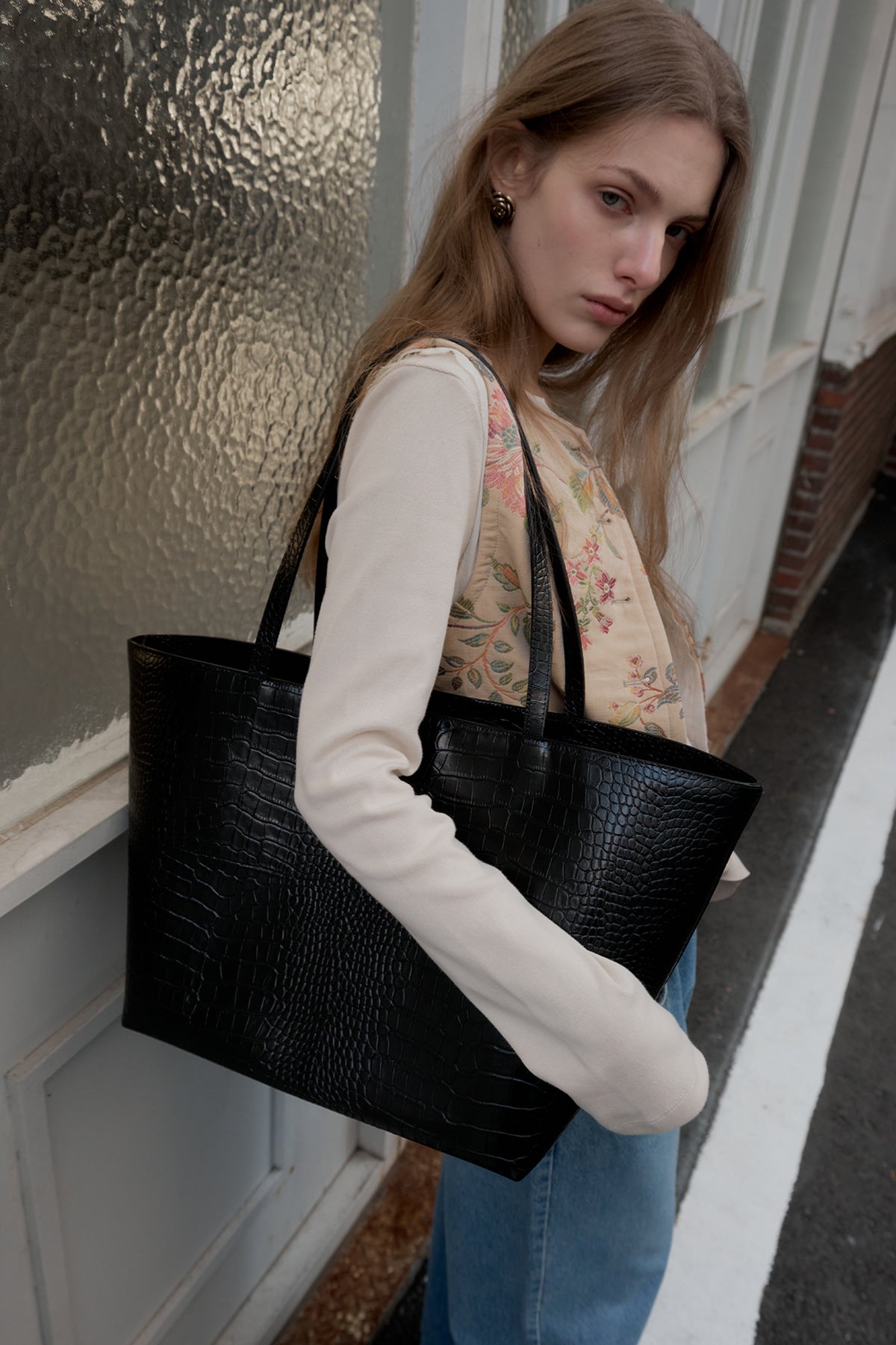 Overdueflair Overdue Croco Shoulder Bag Black