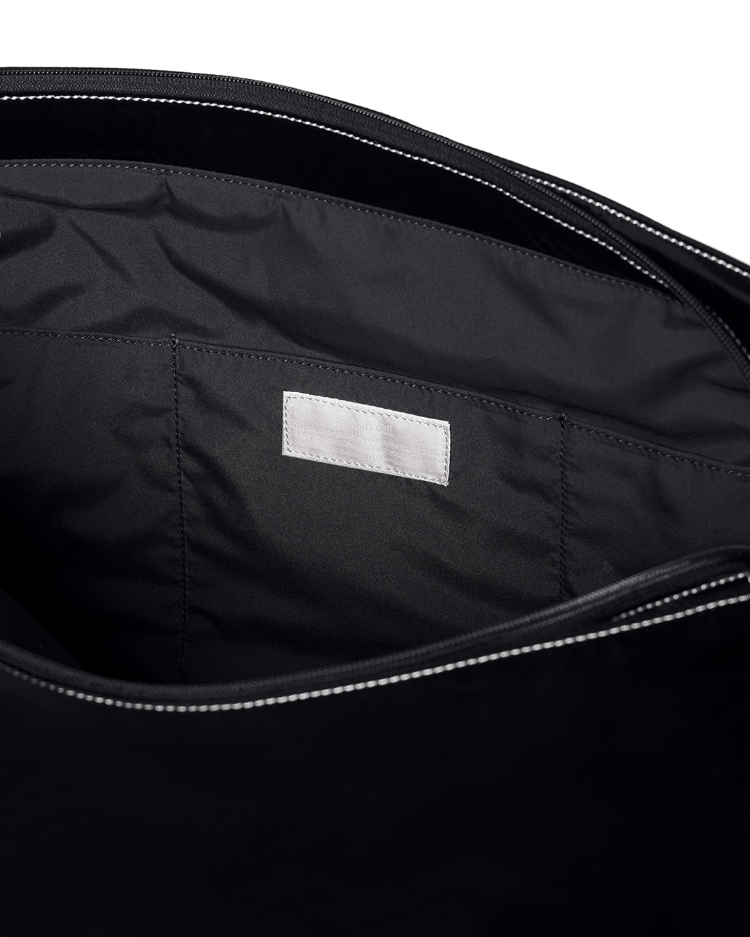 Slouch Pocket Bag · Black