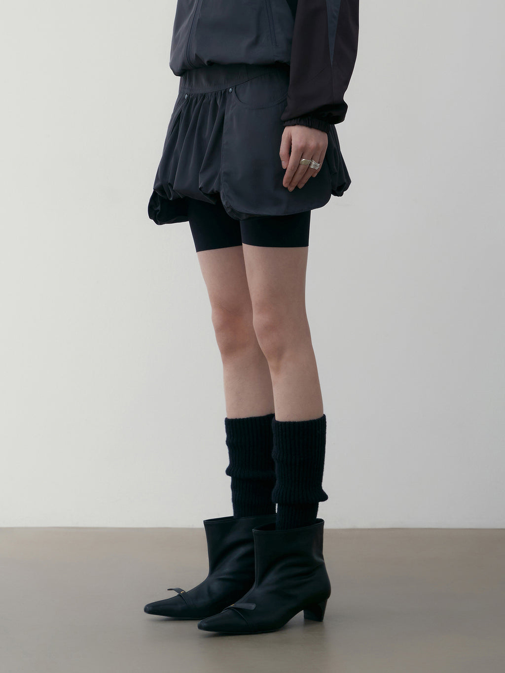 Low Classic Symbol Belted Stiletto Black