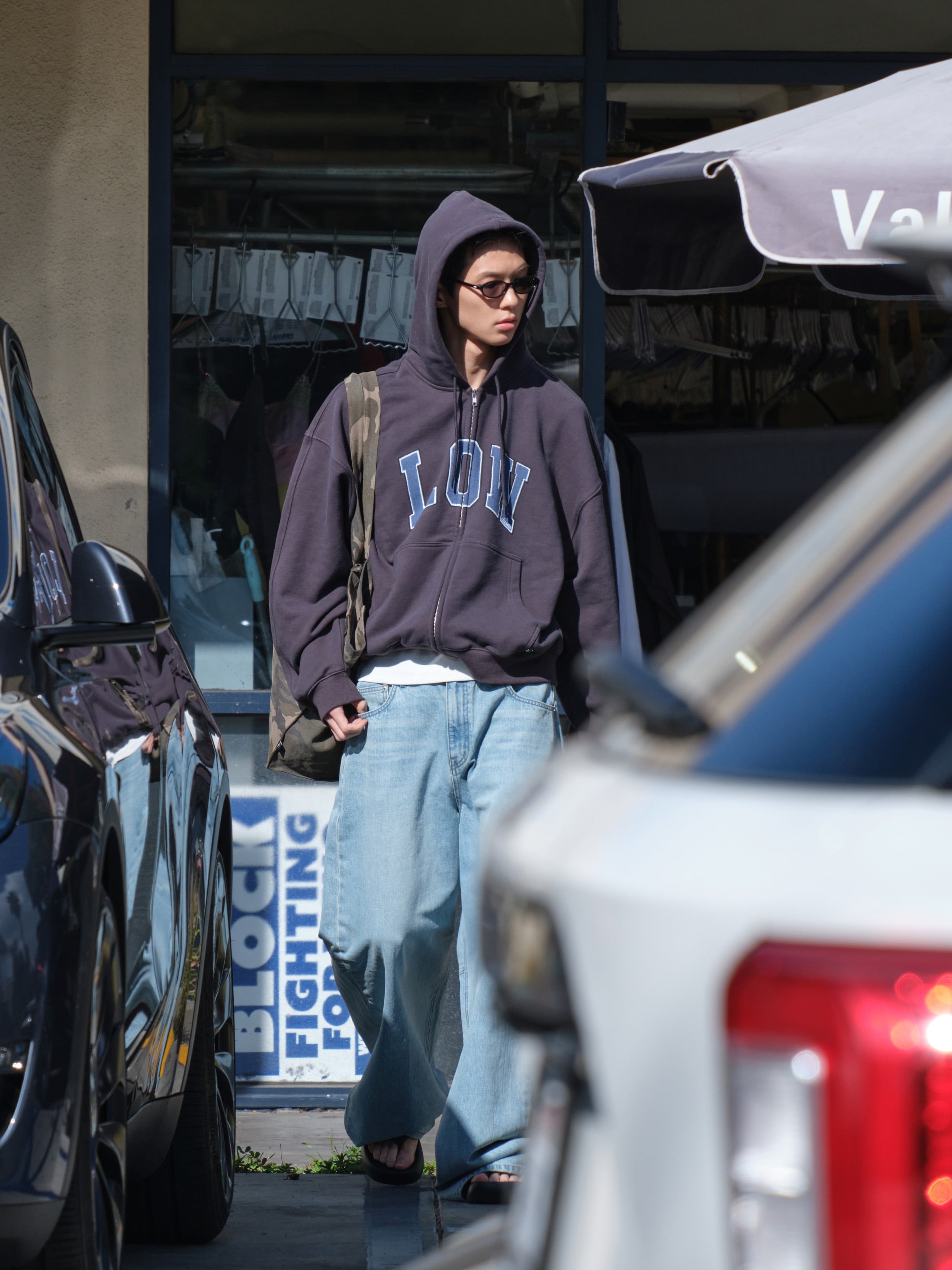 [Low Classic] Oversized Jeans_Light Blue