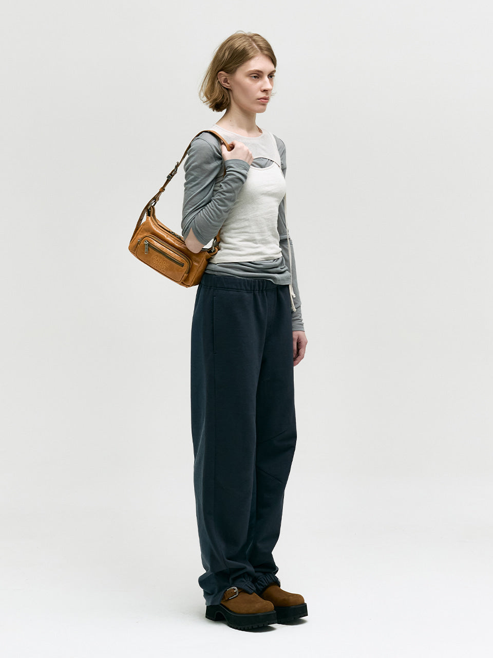 Margesherwood Outpocket Hobo Mini soft camel pull-up crinkle