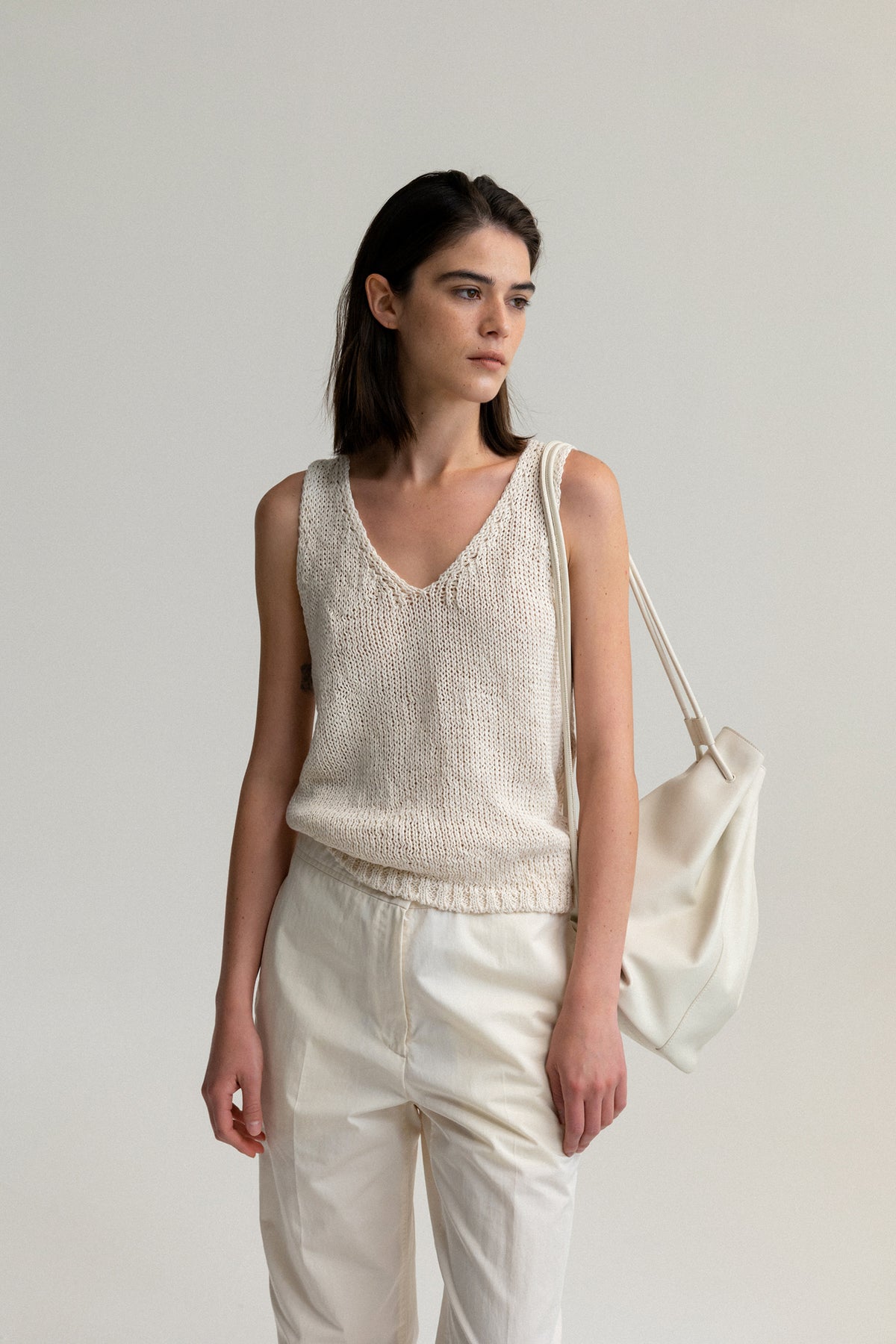 Nothing Written Vegetable bucket bag (Ivory)