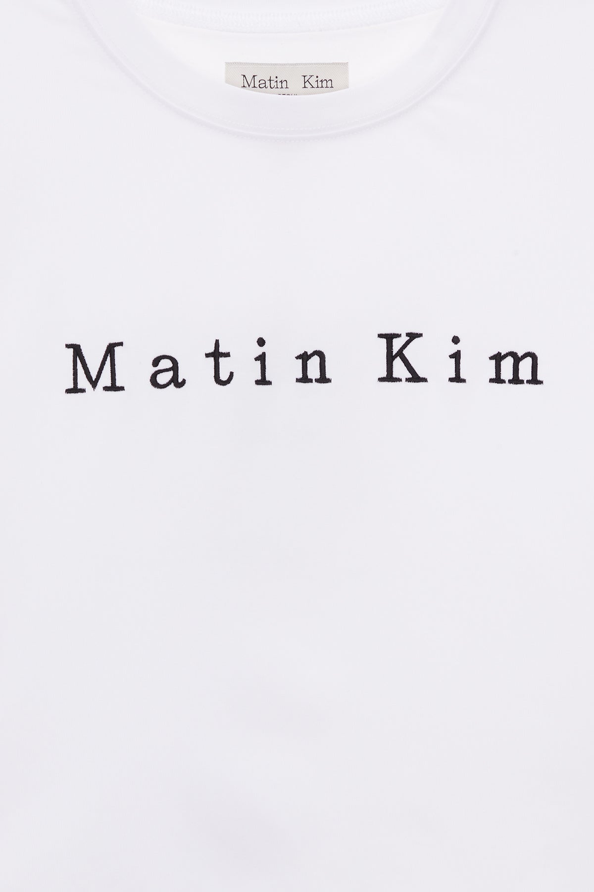 [matinkim] MATIN EMBROIDERY LOGO CROP TOP IN WHITE