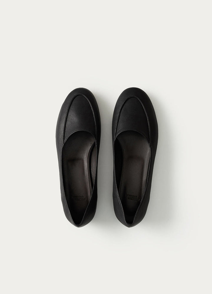 Nothing Written Round moc leather flats (Ink black)