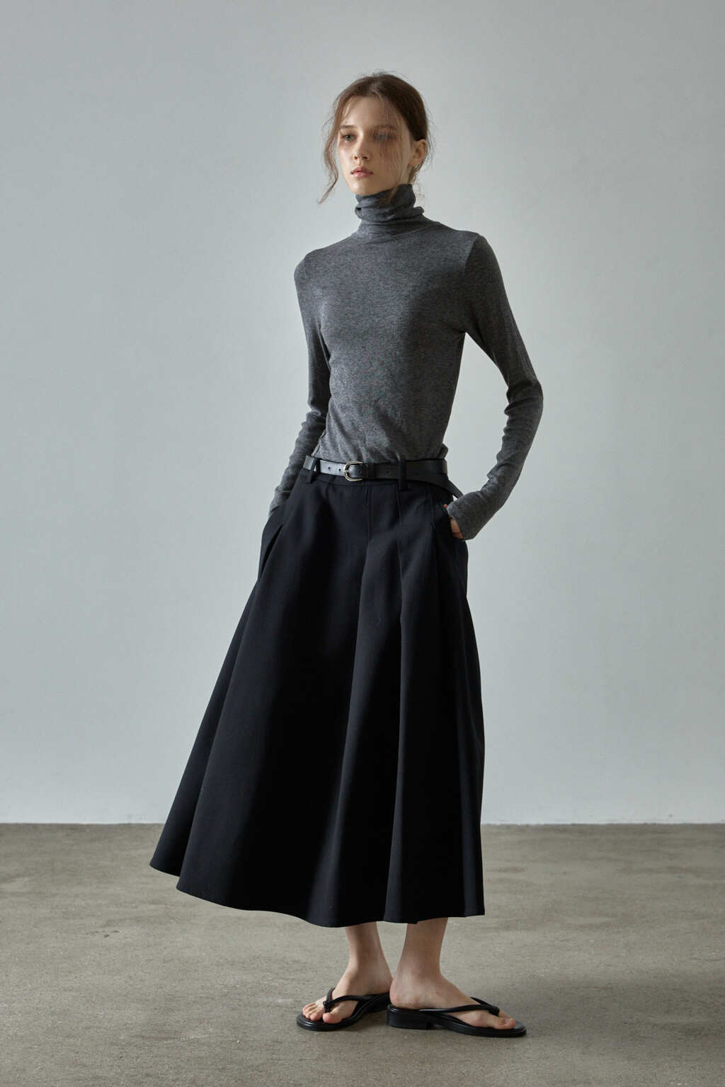 Facade Pattern Tailored Flare Skirt black
