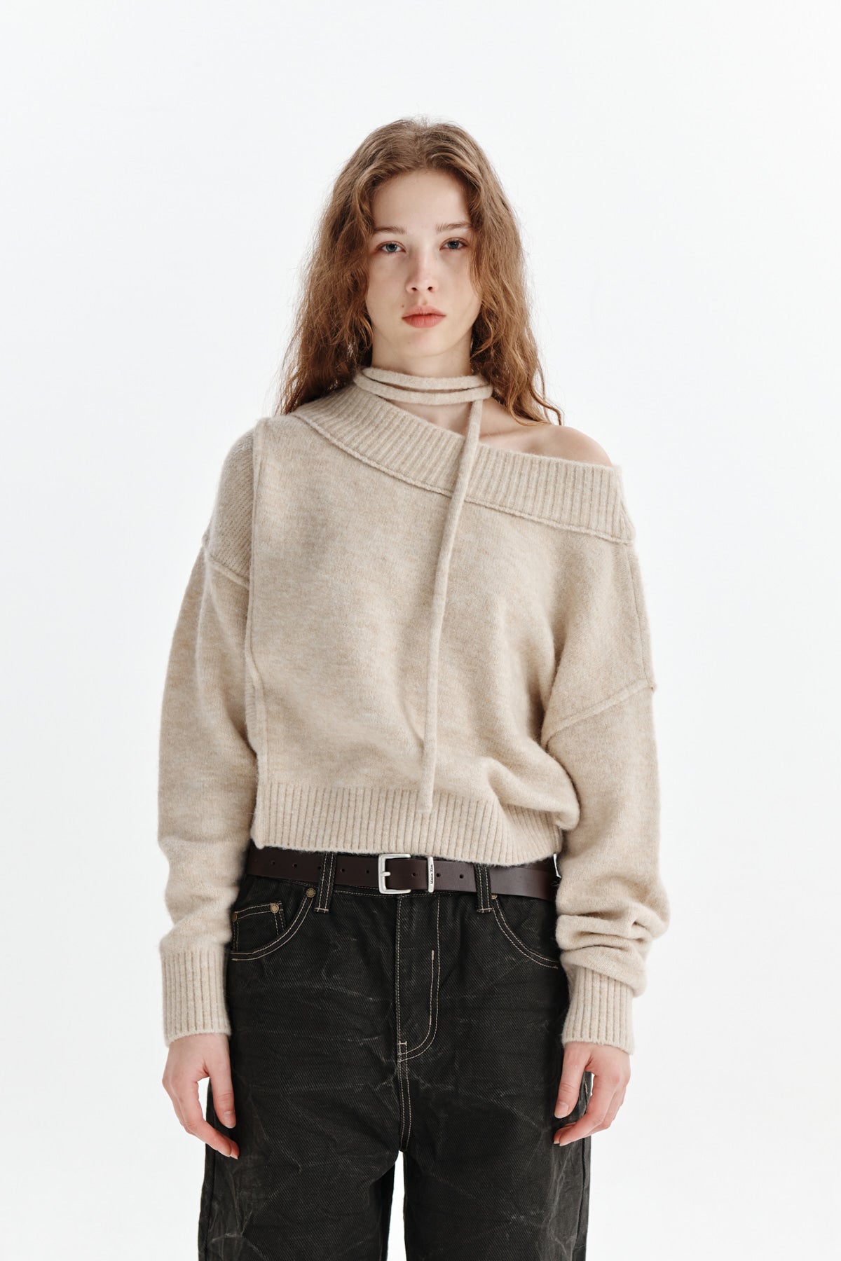 [matinkim] OFF SHOULDER STRING KNIT PULLOVER IN BEIGE