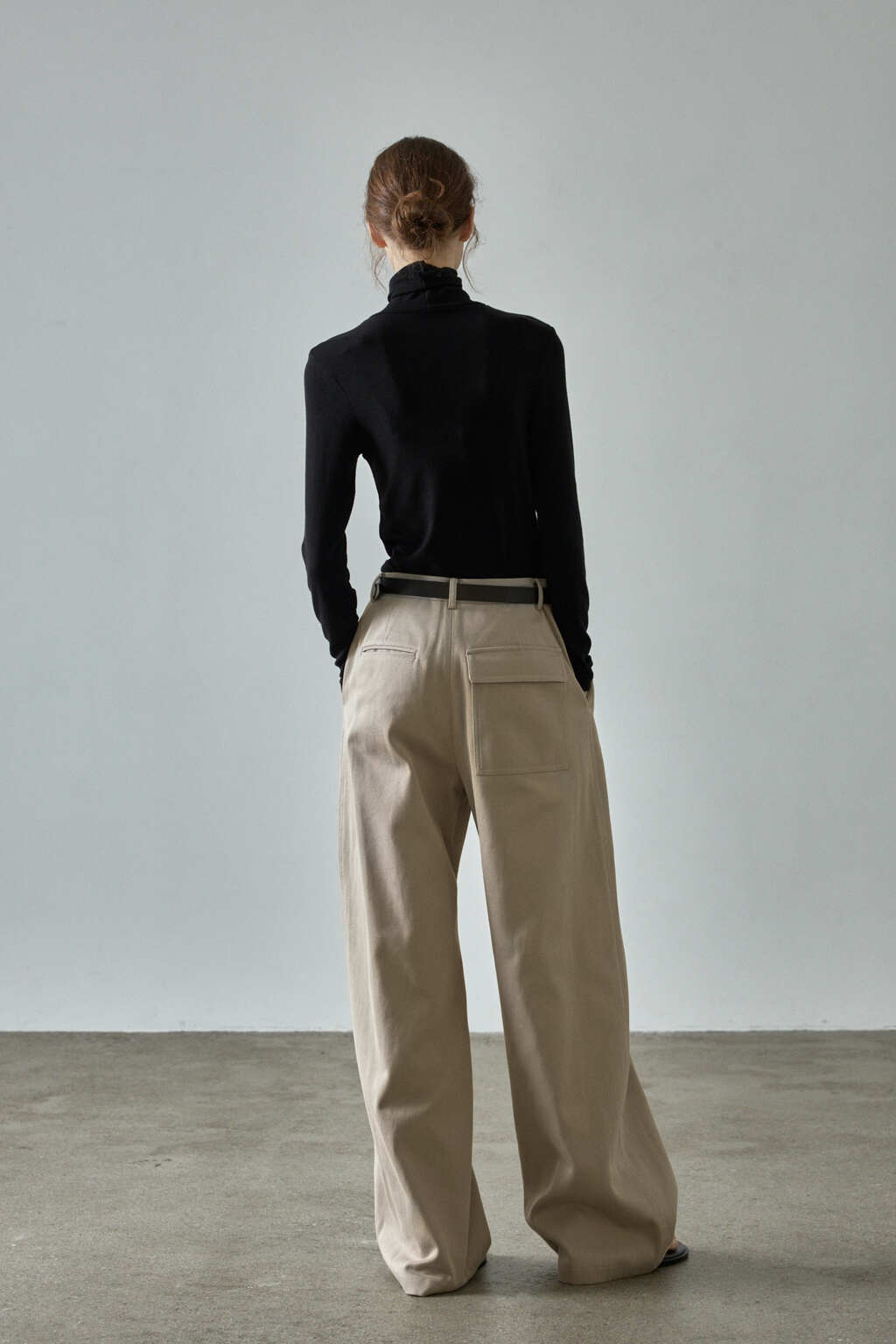 Facade Pattern Relaxed Cotton Pants olive beige