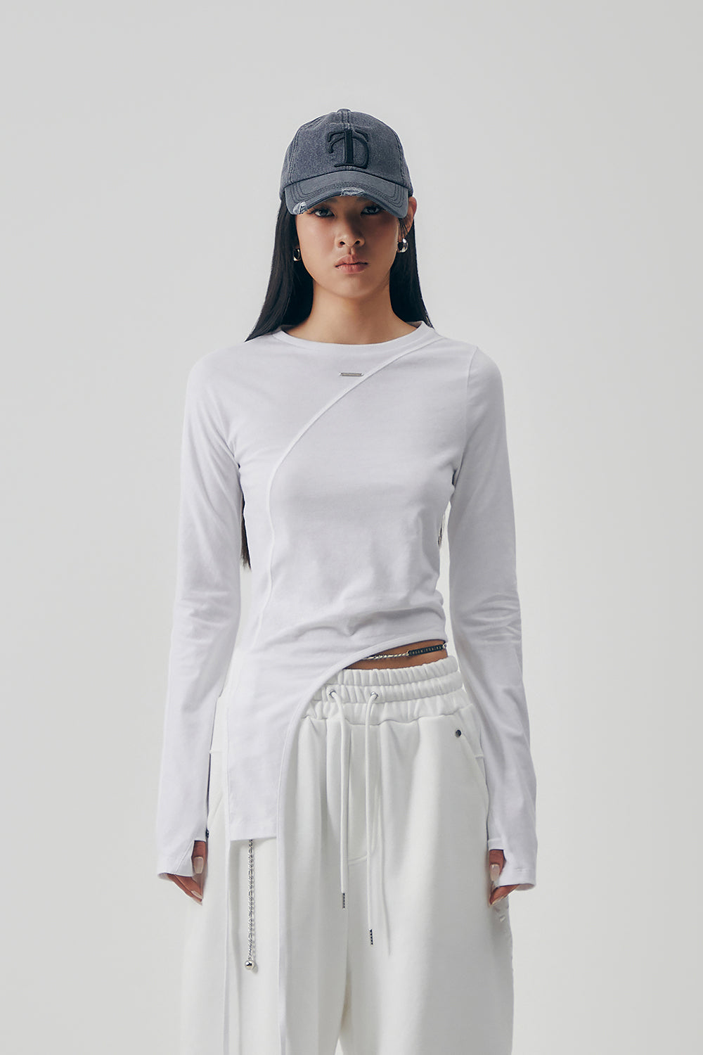 Treemingbird Garter Strap Long Sleeves White