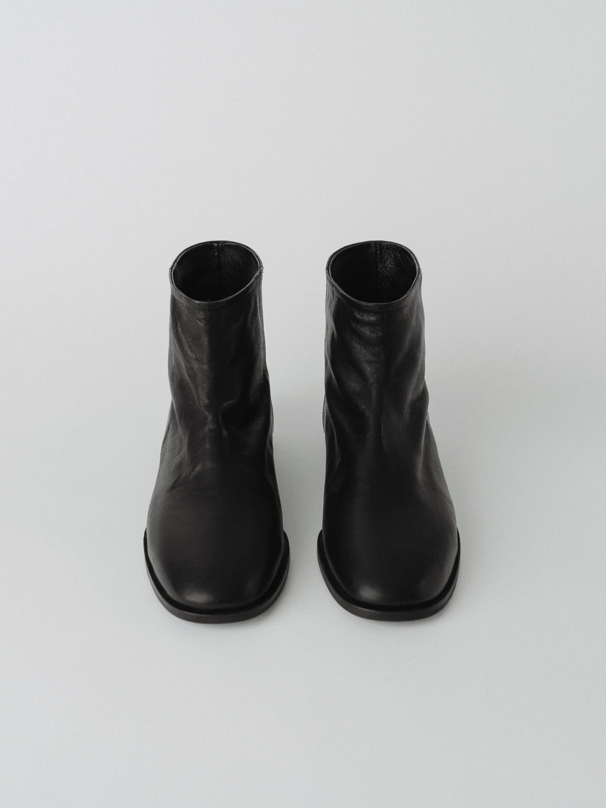 Moia low ankle boots (black)