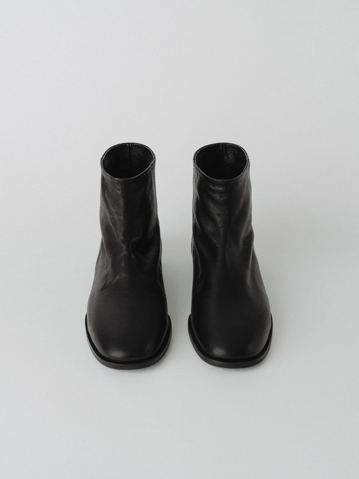 Moia low ankle boots (black)