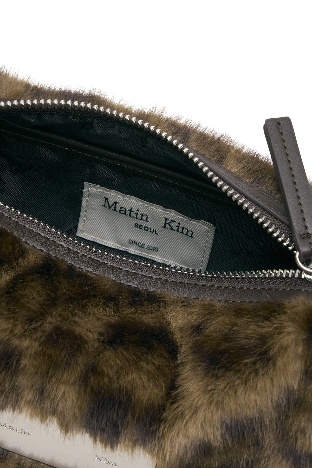 [matinkim] HAIRY FUR MINI SHOULDER BAG IN BROWN