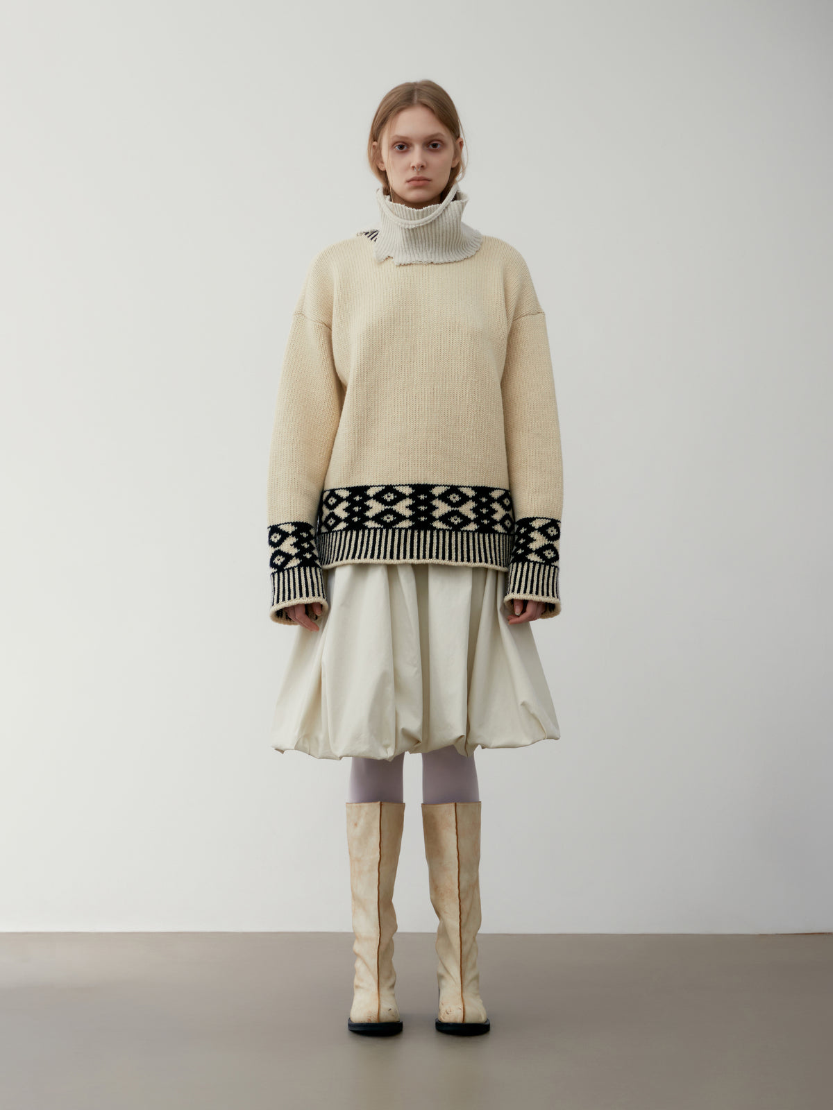 Low Classic Jacquard Knit Sweater Ivory