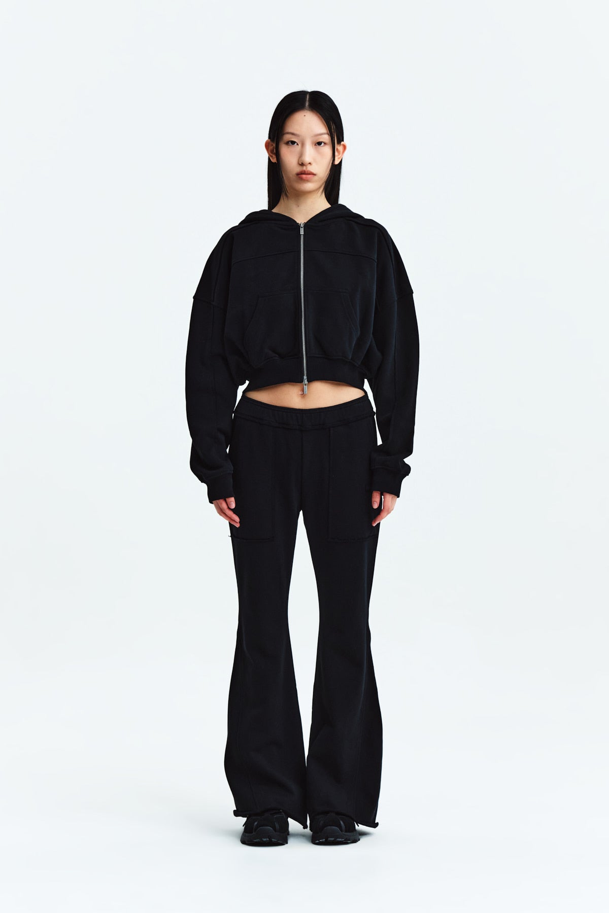 [matinkim] CUT OUT DETAIL SWEATPANTS IN BLACK