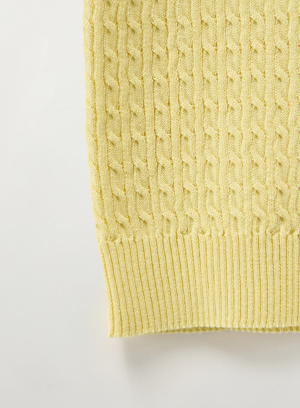 [satur] (W) Cable Knit Sleeveless Top - Yellow