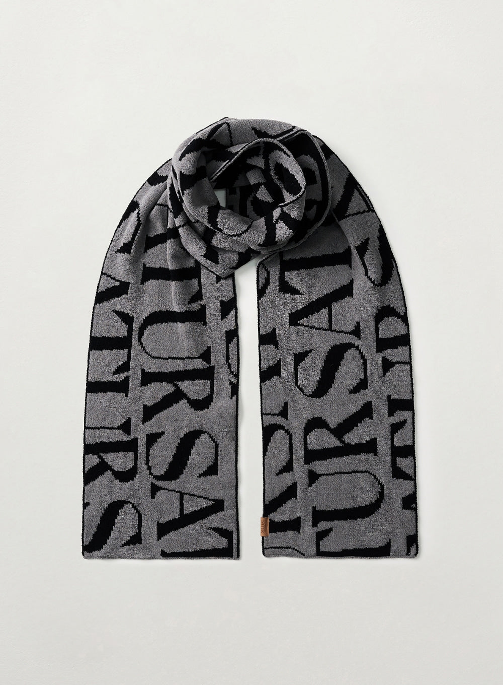 [satur] Logo Jacquard Muffler - Black
