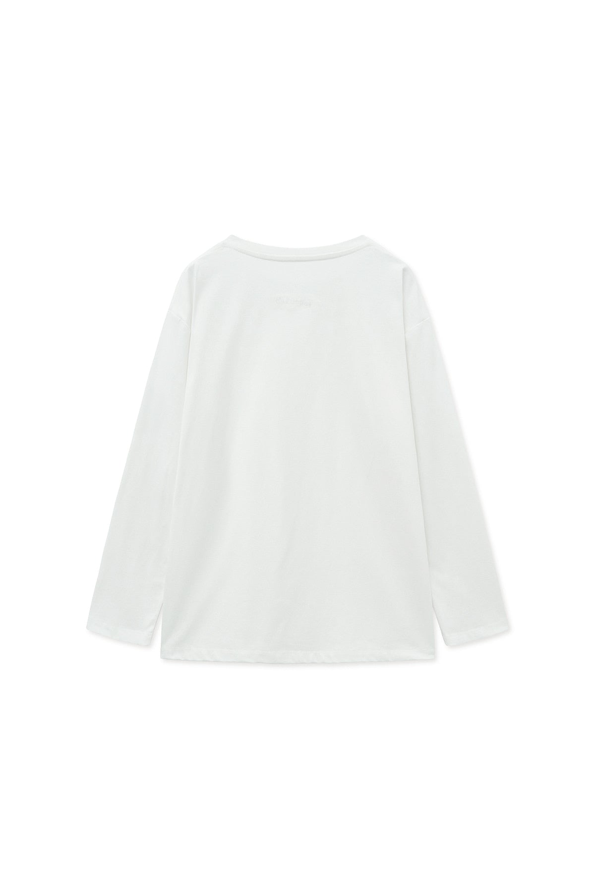 [matinkim] TUCK POINT LONG SLEEVE TOP FOR WOMEN IN WHITE