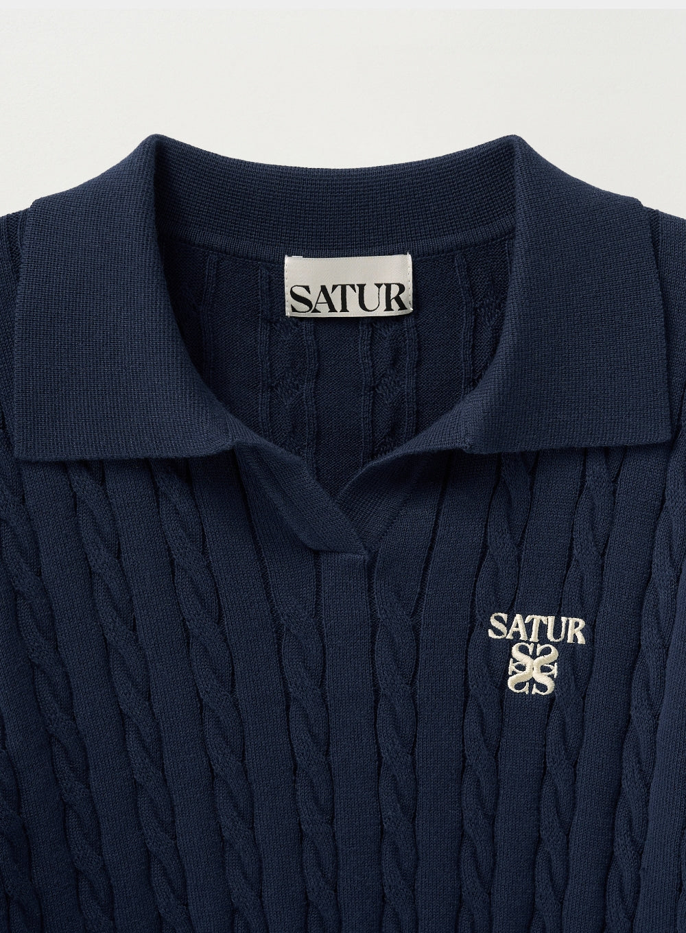 [satur] (W) Cable Collar Half Knit - Navy