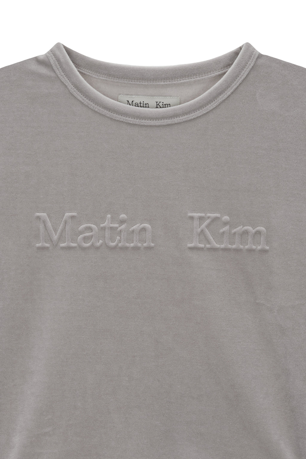 [matinkim] LOGO EMBOSS VELVET CROP TOP IN LIGHT GREY