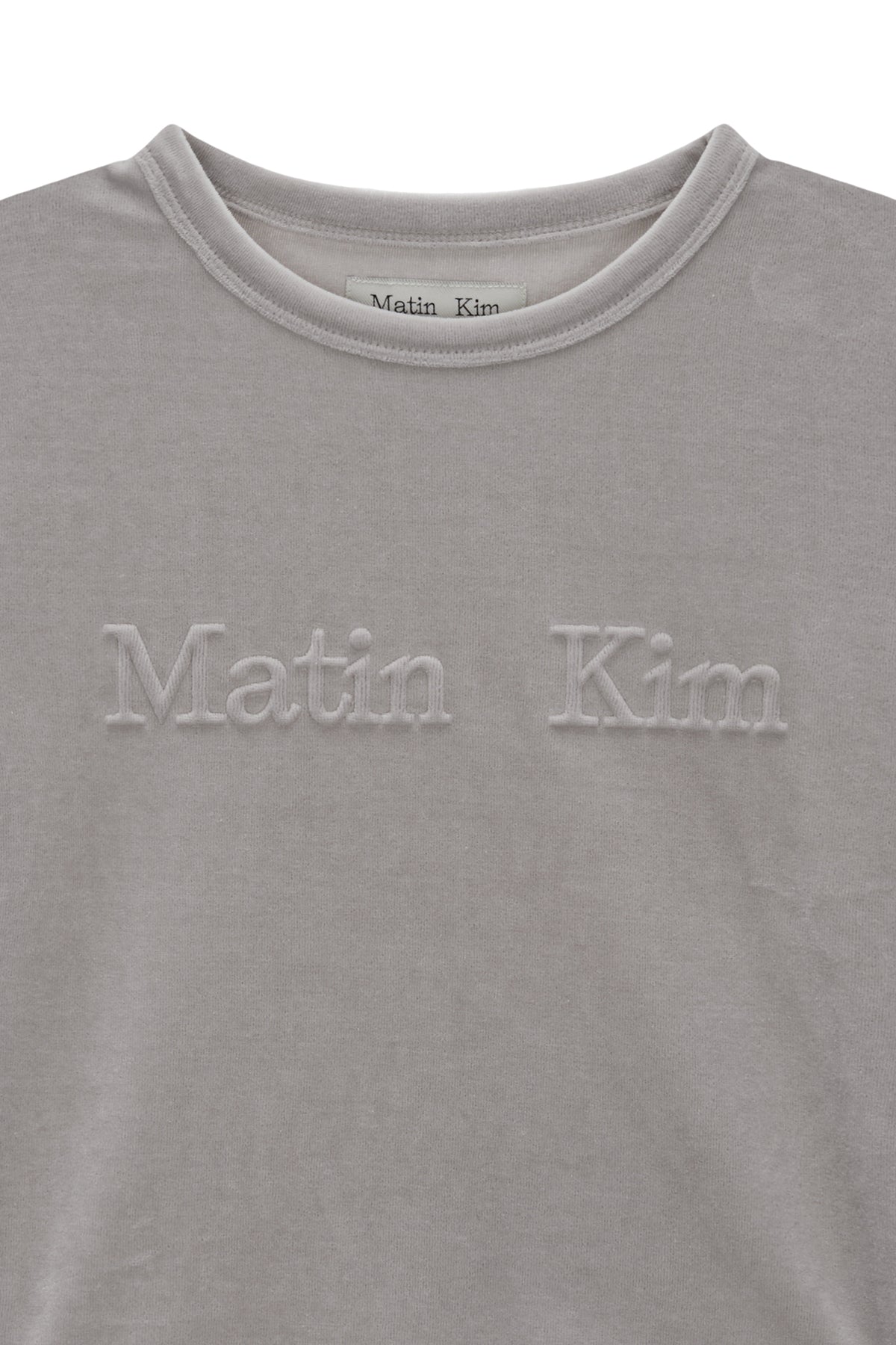 [matinkim] LOGO EMBOSS VELVET CROP TOP IN LIGHT GREY