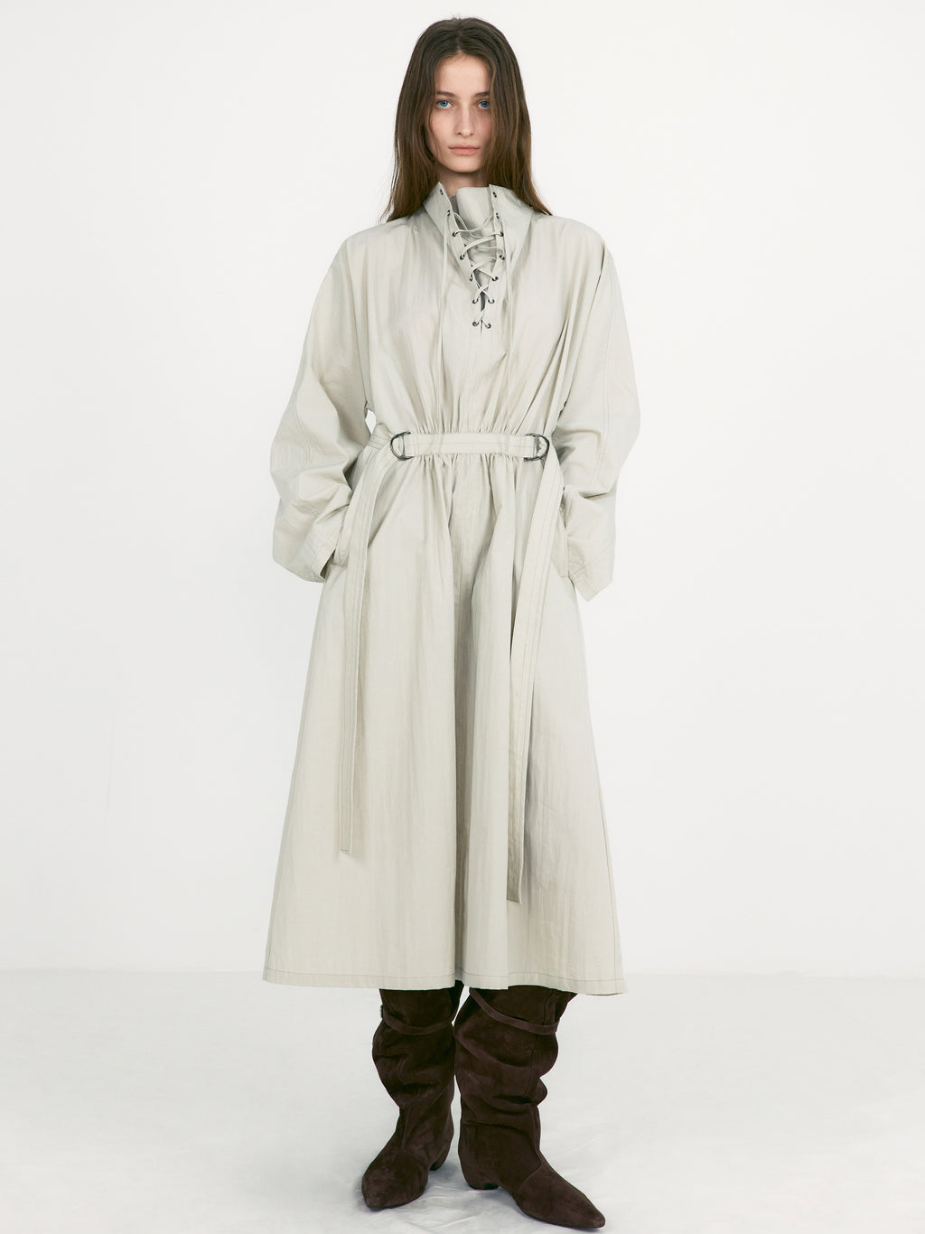 [low_classic] Lace-Up Belted Dress
Light Khaki