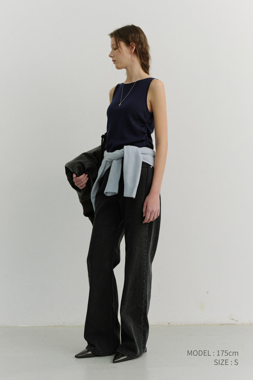 Dunst Relaxed Flared Jeans Black