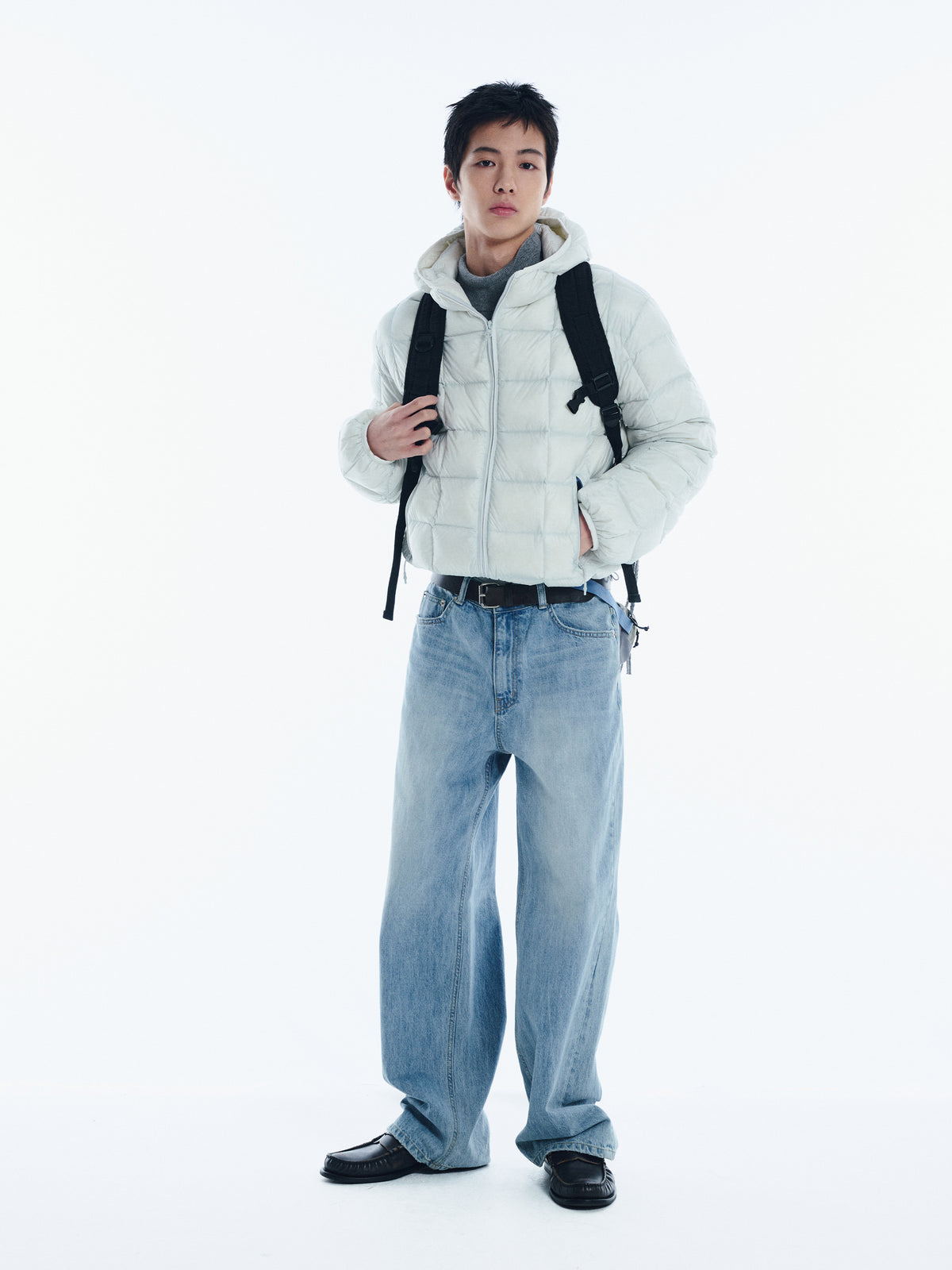 Low Classic Light Down Jacket Silver