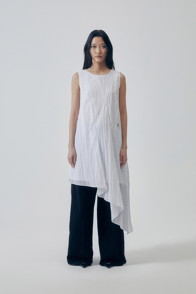 Treemingbird Glide Nylon Pintuck One-piece White