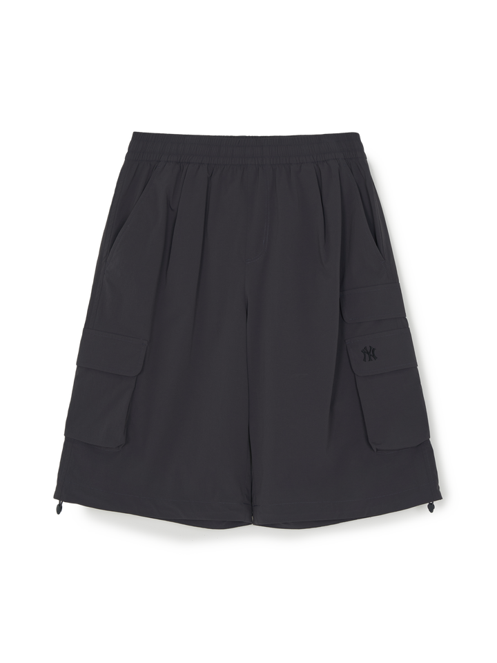 MLB Korea Gorpcore Woven Multi Cargo 9in Shorts