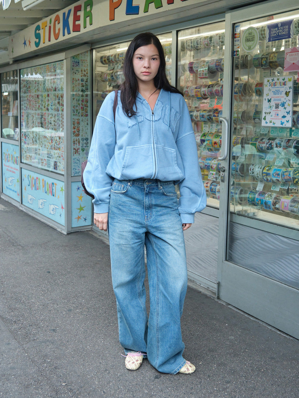 Low Classic Relaxed Loose-Fit Jeans Blue