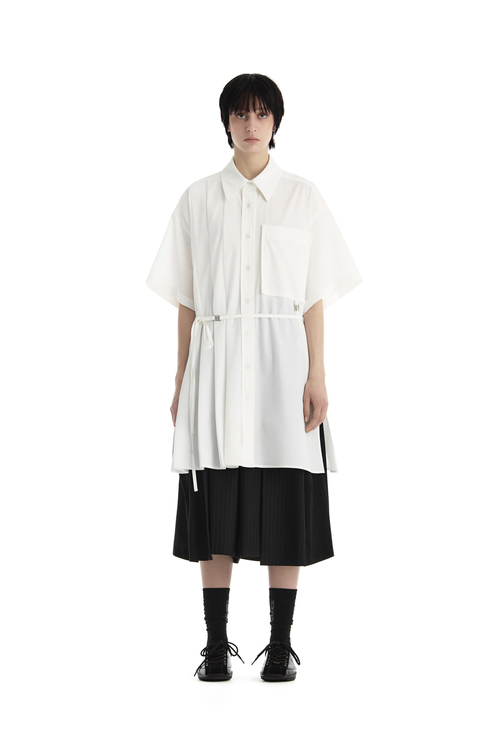 Treemingbird Pleated Daddy Fit Short Sleeve Shirt White
