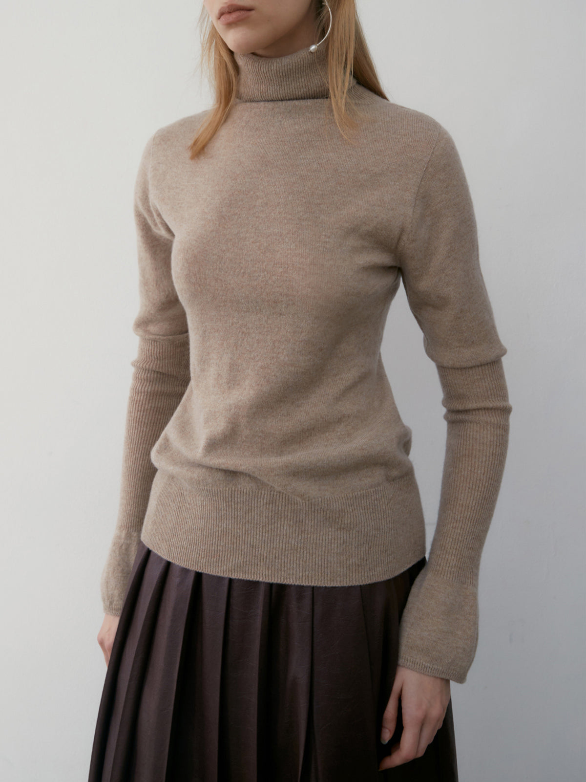 Low Classic Cashmere Puff Sleeve Knit Top Beige