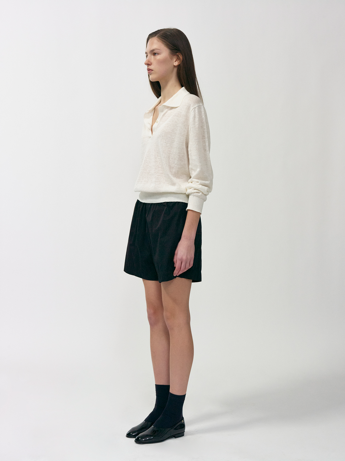 Nothing Written Carrel collar knit (White)