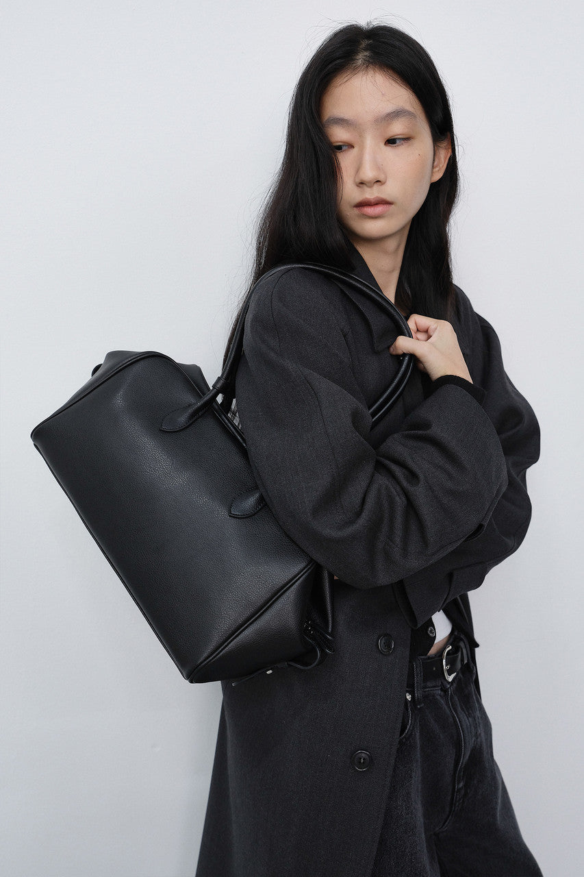 Dunst Soft Frame Shoulder Bag Black