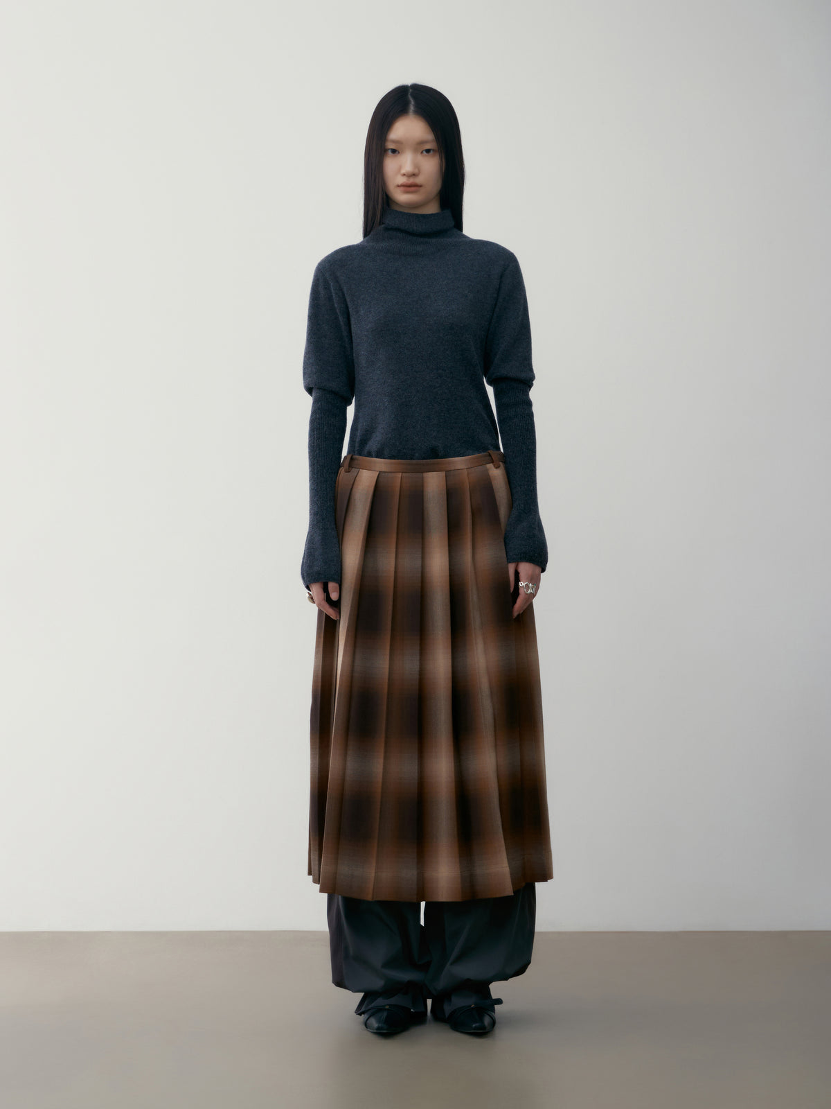 Low Classic Check Pleated Skirt Brown