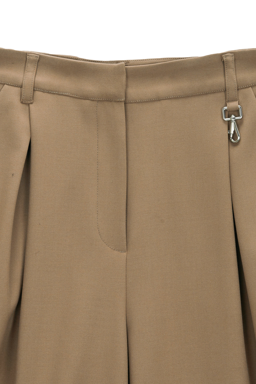 [matinkim] TUCK POCKET POINT WIDE PANTS IN DARK BEIGE