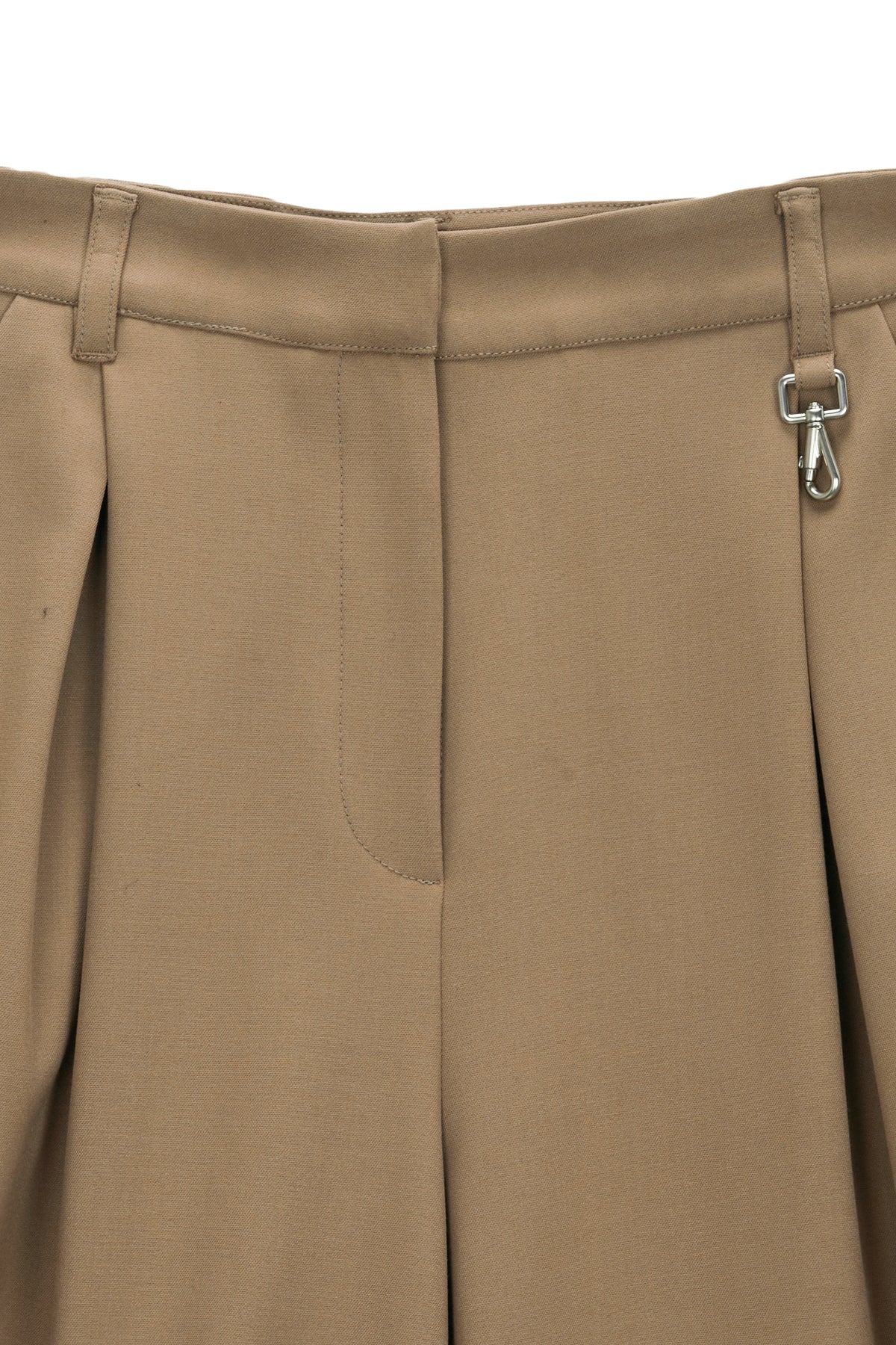 [matinkim] TUCK POCKET POINT WIDE PANTS IN DARK BEIGE