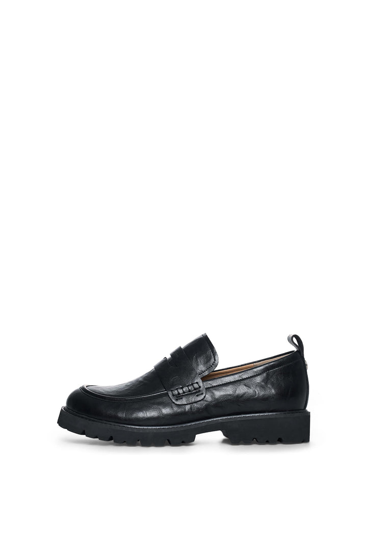 Matinkim Matin Slouch Loafer For Men IN Black