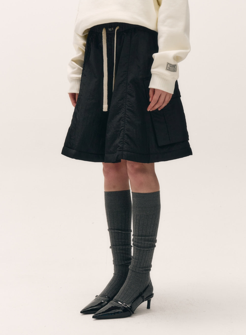 [satur] (W) Padded Balloon Cargo Skirt - Black